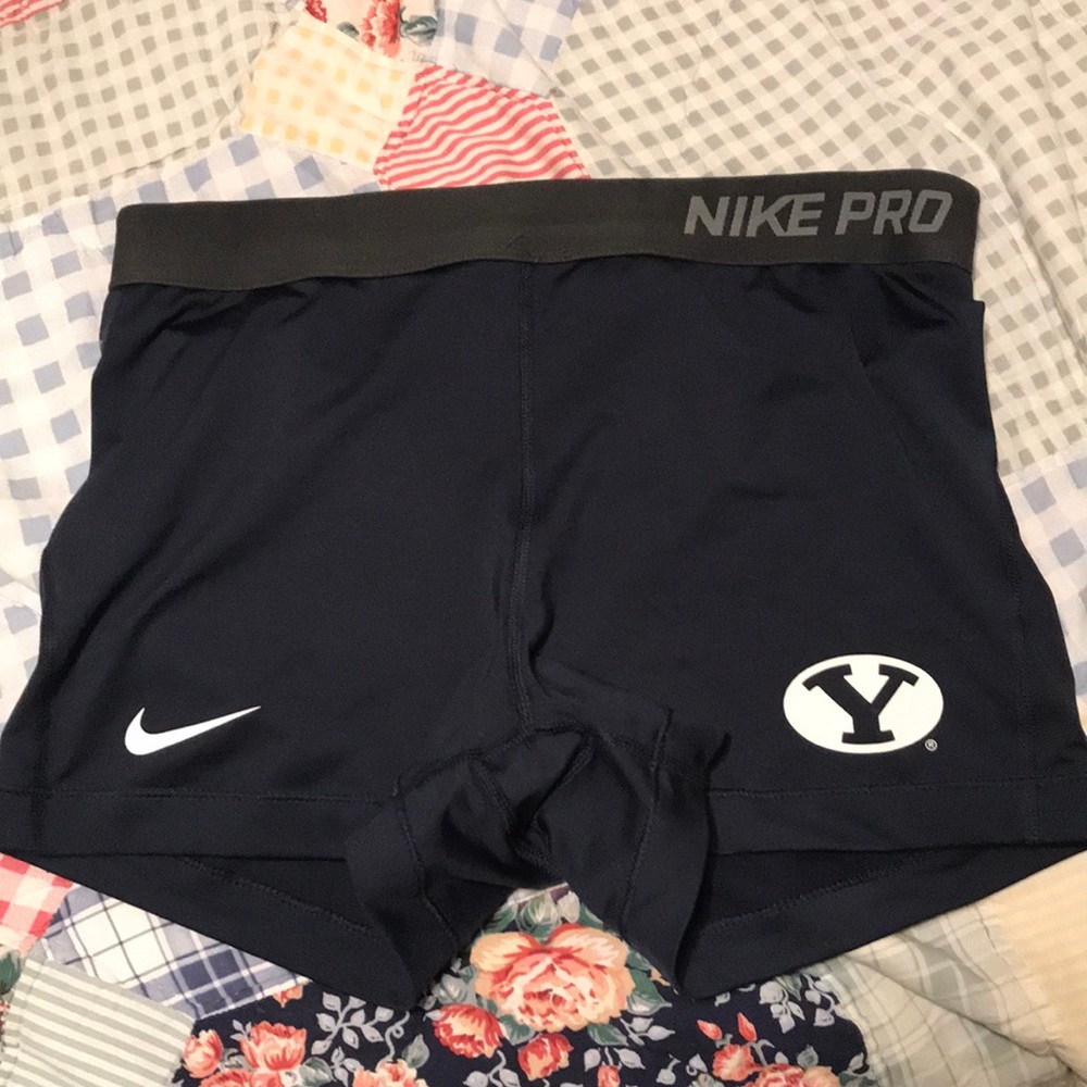 nike pro compression shorts